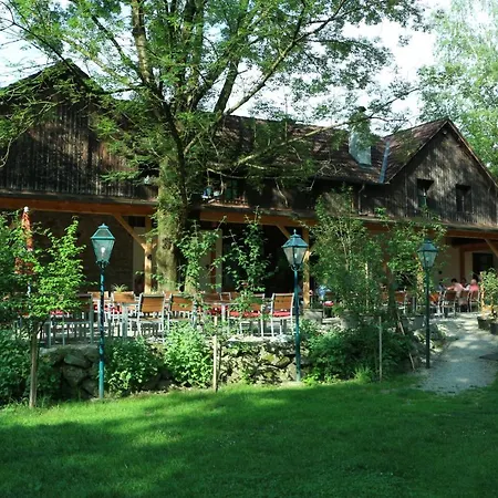 Steinschalerhof 4* Warth (Sankt Poelten-Land)