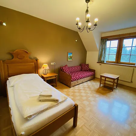 Steinschalerhof 호텔 4*